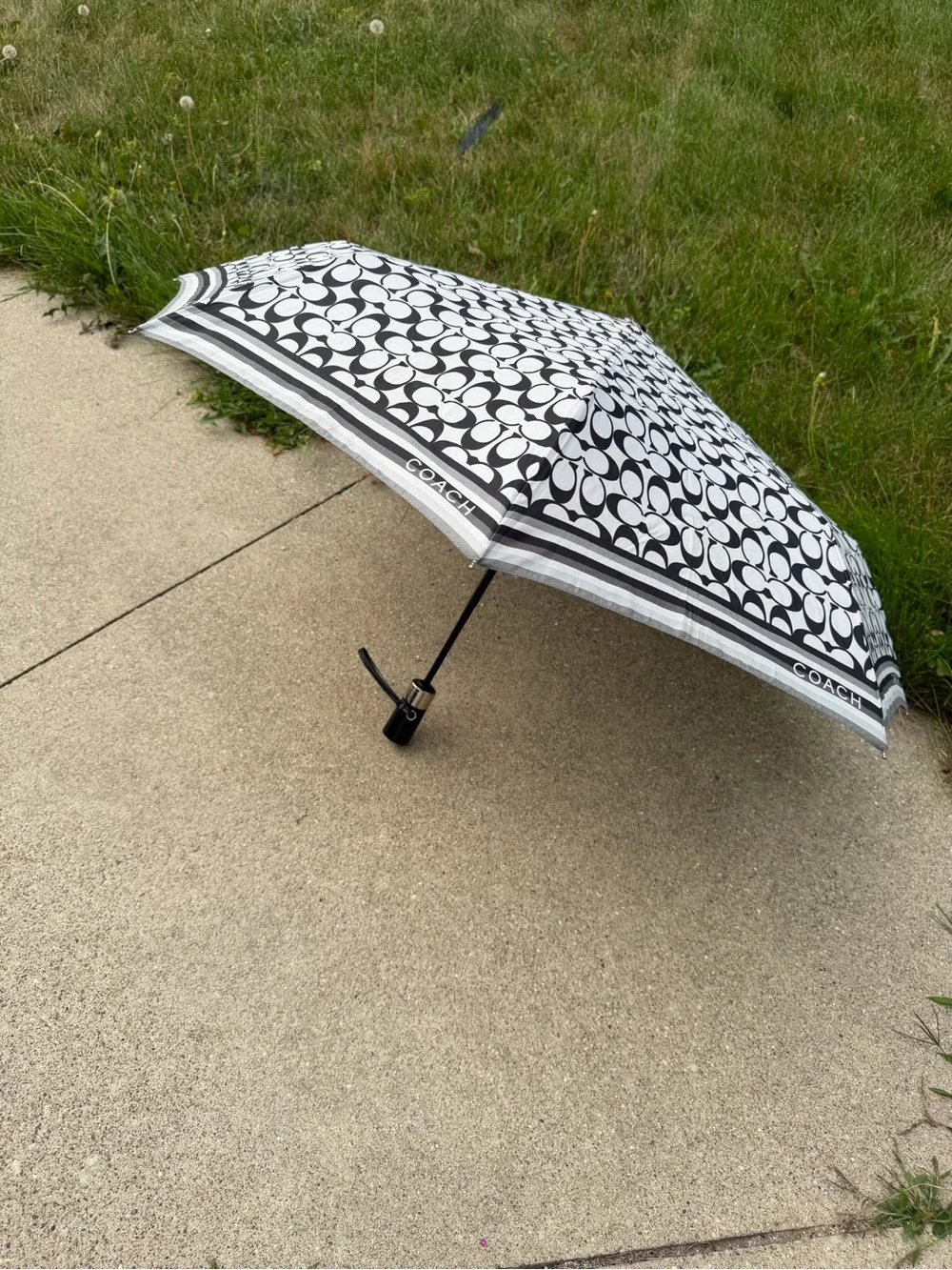 Coach Black & White Signature Foldable Umbrella